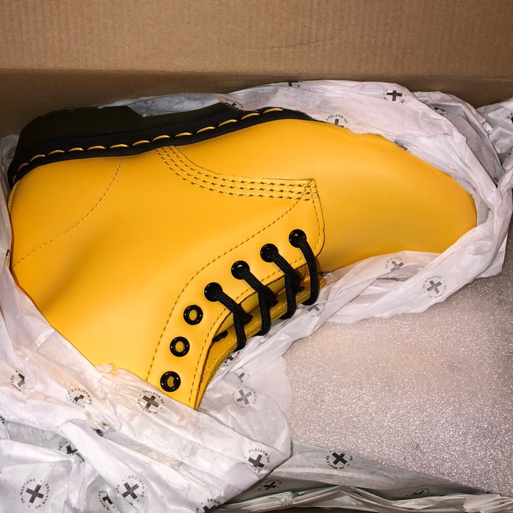 Yellow Doc Martens - Picture 1 of 2